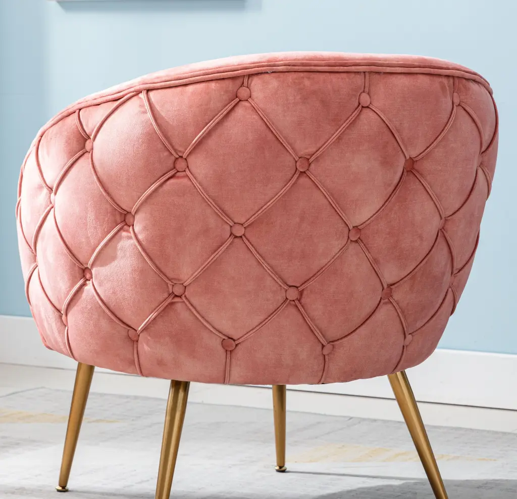 Gorgeous Living Room Accent Chair Button Tufted Back and Rose Covering kanepe