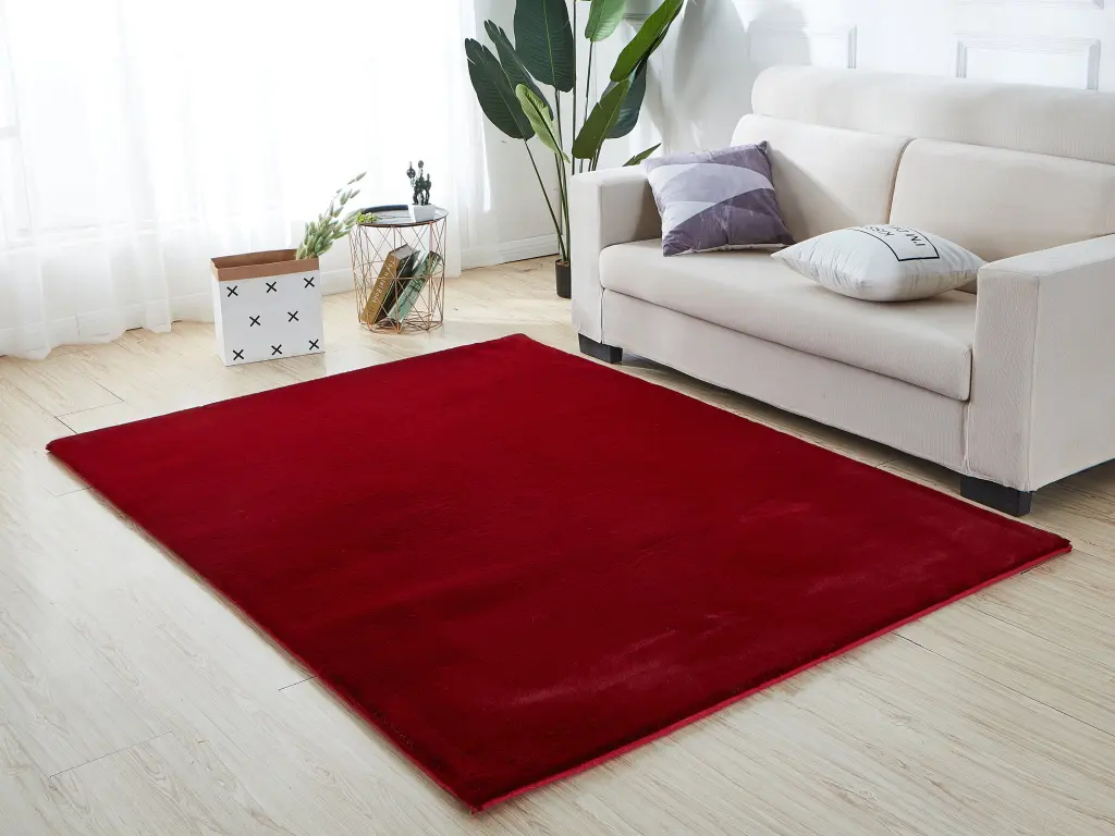 Lily Premium Chinchilla Faux Fur Rectangular Area Rug Red Polyester furnings