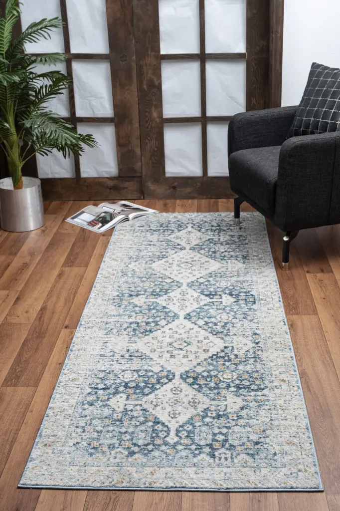 Noble Gc Gen7003 Blue Area Rug - 2 Ft. 7 . X 7 Ft. 3 . Navy Polyester Rug icona home decor