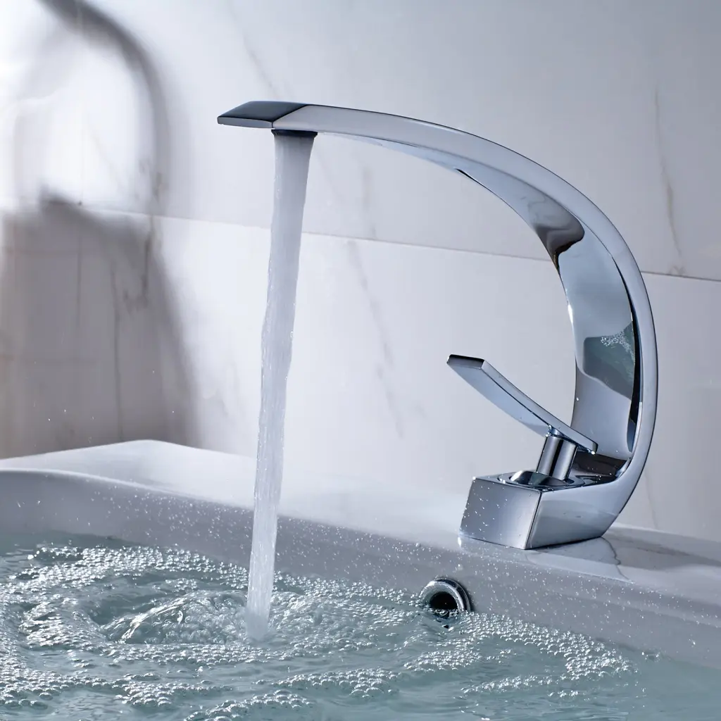 Chrome Single Hole Bathroom Sink Faucet Modern Design flg