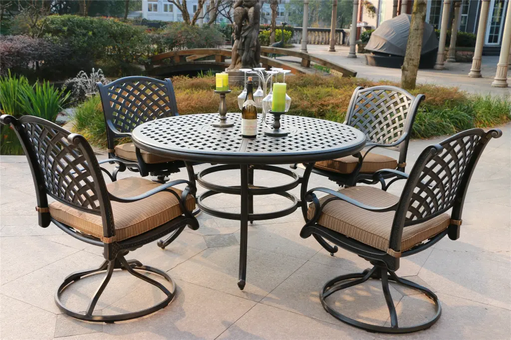 Round 4 Person 51.97" Long Powder Coated Aluminum Dining Set Cushions - Outdoor Dining Table gathercraft