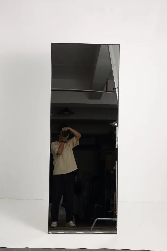 Aluminum Floor Mirror Full Length Mirrors Leaning Rounded Corner Rimless Design w2071