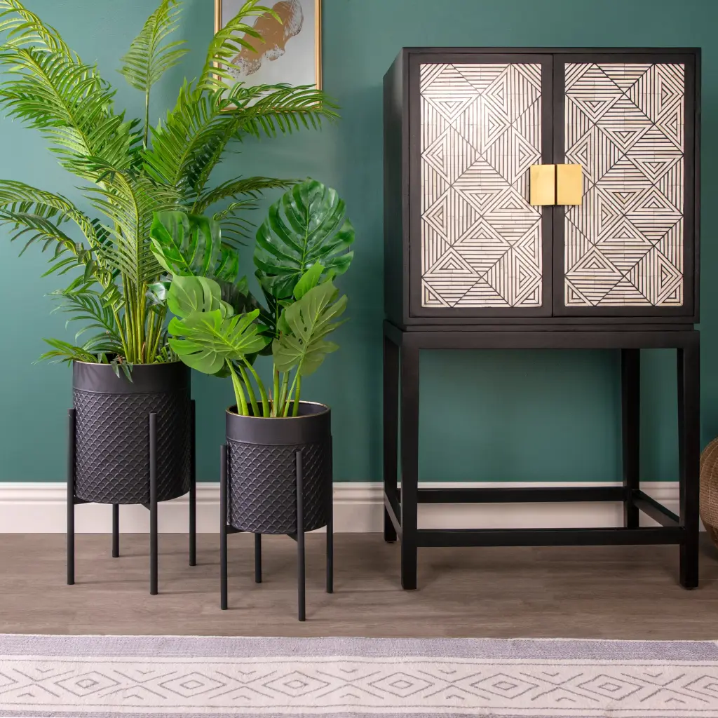 S 2 Scales Planter on Metal Stand Black Gold Black Iron Decorative Plant Holder homedecoraccessories