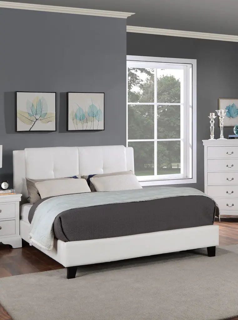 Eastern King Size Bed Set White Faux Leather Upholstered Tufted Design kanepe