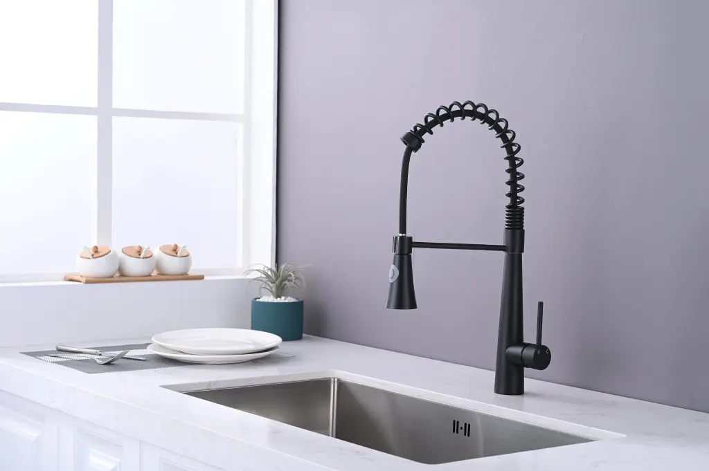 Commercial Matte Black Kitchen Faucet Pull Down Sprayer And Magnetic Docking sihua sanitary ware