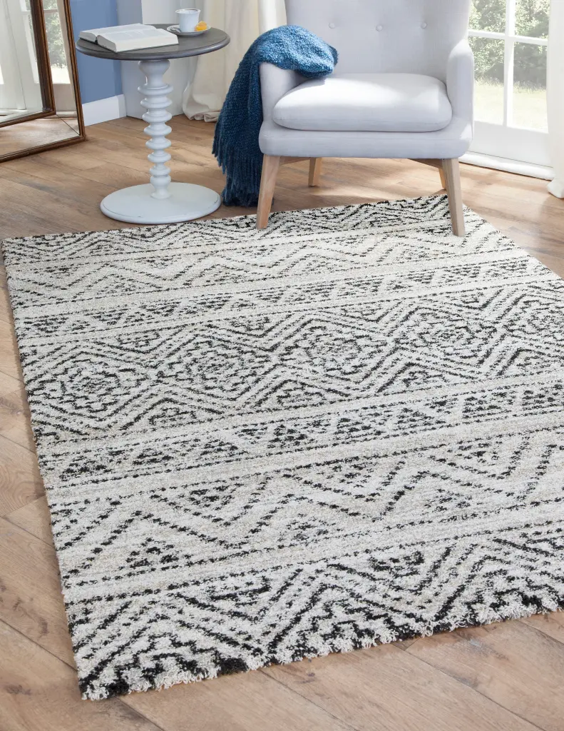 Ivory Natural Black Area Rug 8x10 Ivory Olefin napa valley weavers