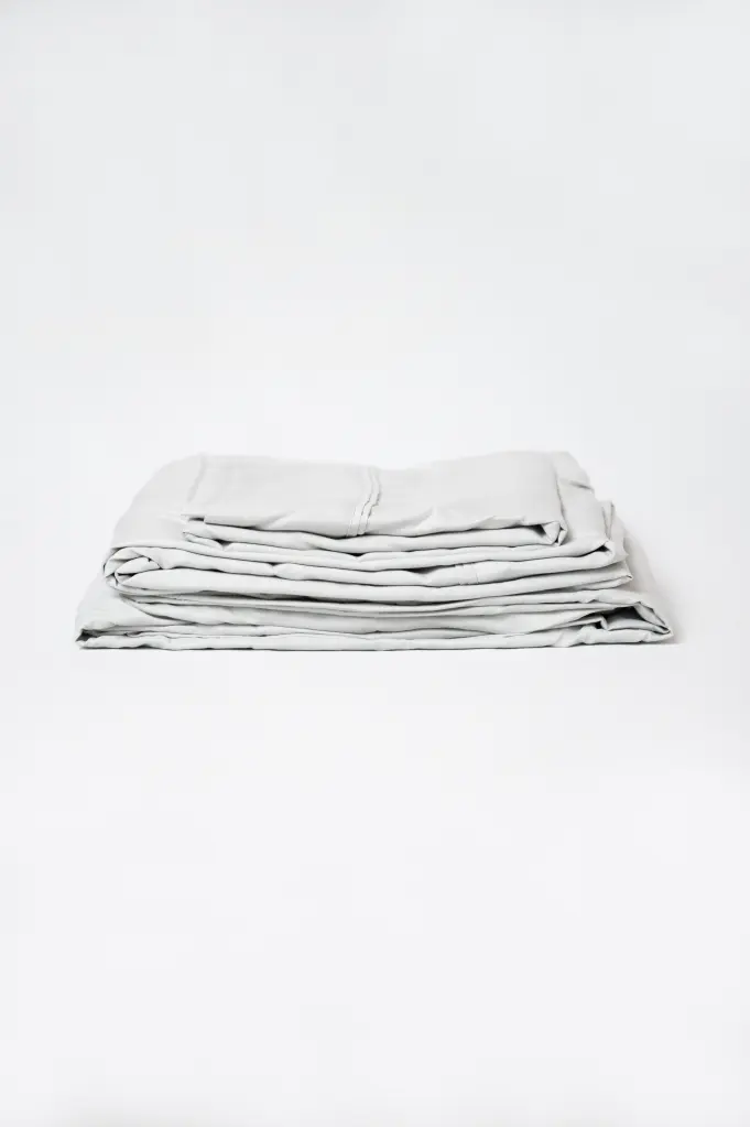 4 Piece Pewter Bamboo Queen Hypoallergenic Sheet Set Bedroom omne sleep