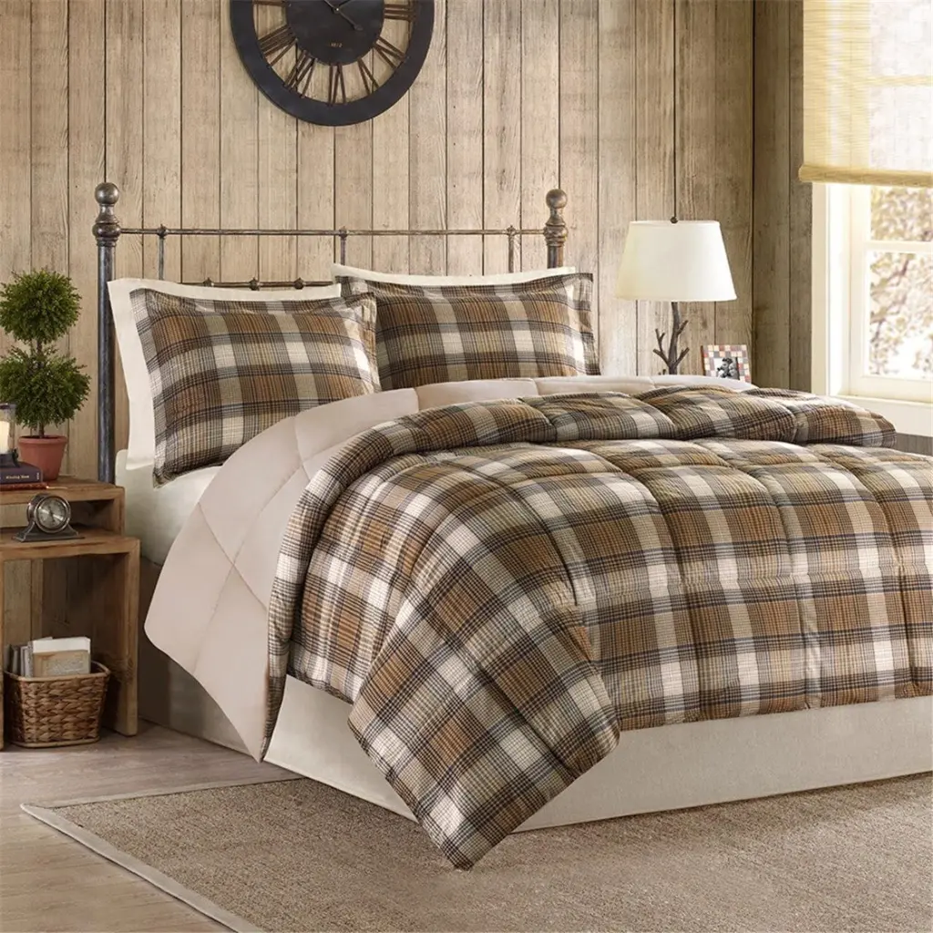 Timeless Quilting Soft and Comfortable Microfiber Solid Reverse Down Alternative Quilt jla