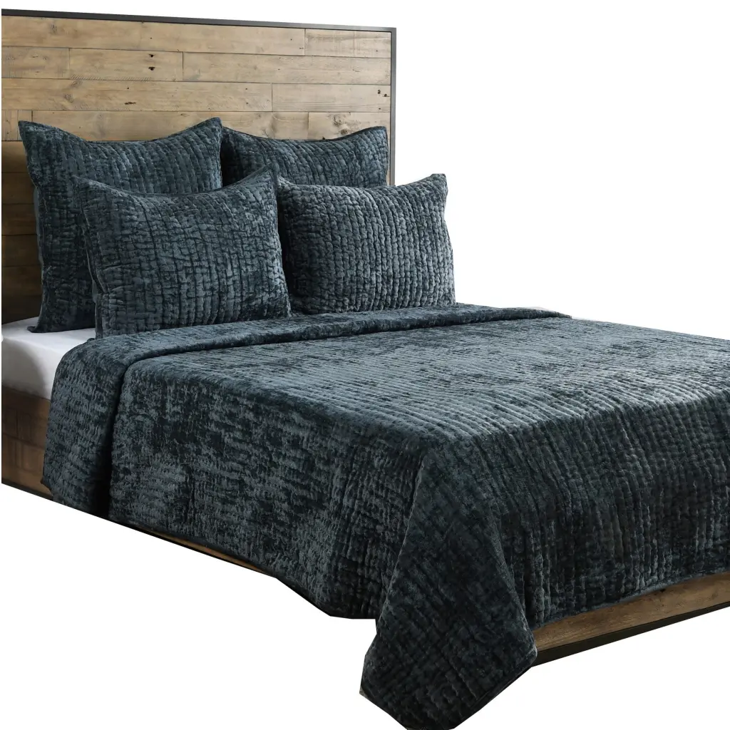 Lipa 96 X 108 Handmade King Size Quilt Polyfill Textured Bay Green Bedding royal hampton
