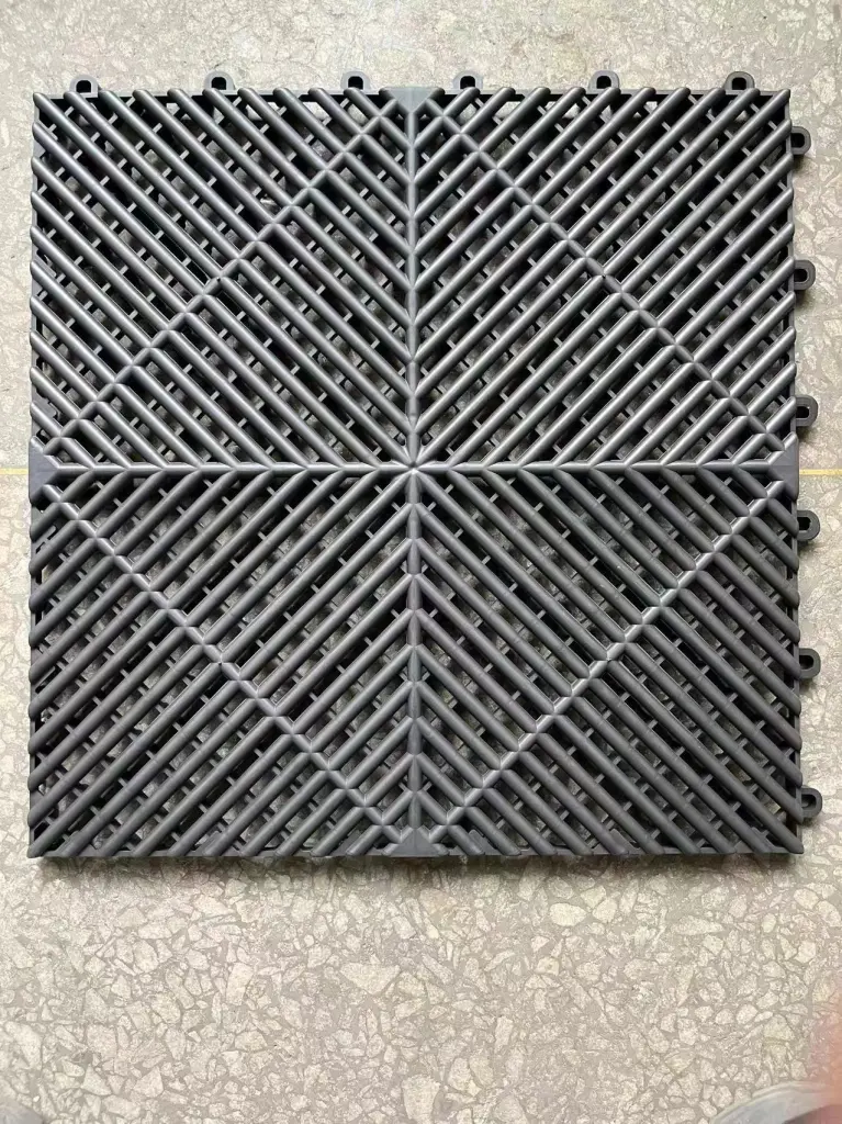 Racedeck Free Flow Open Rib Self Draining Garage Floor Tiles qdxfl