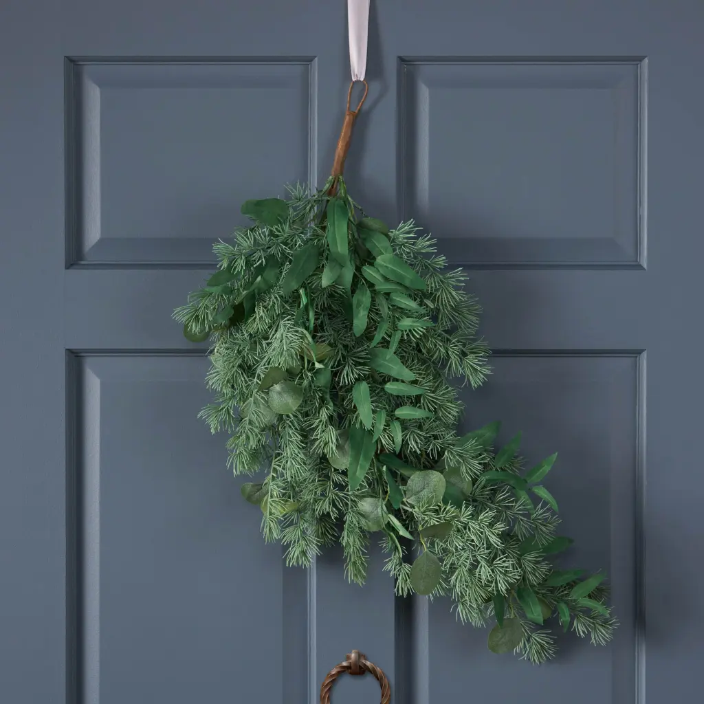 32.5 Inch Leaves Teardrop Wreath Made Green Polyester Home Decor nh-bc furniturings